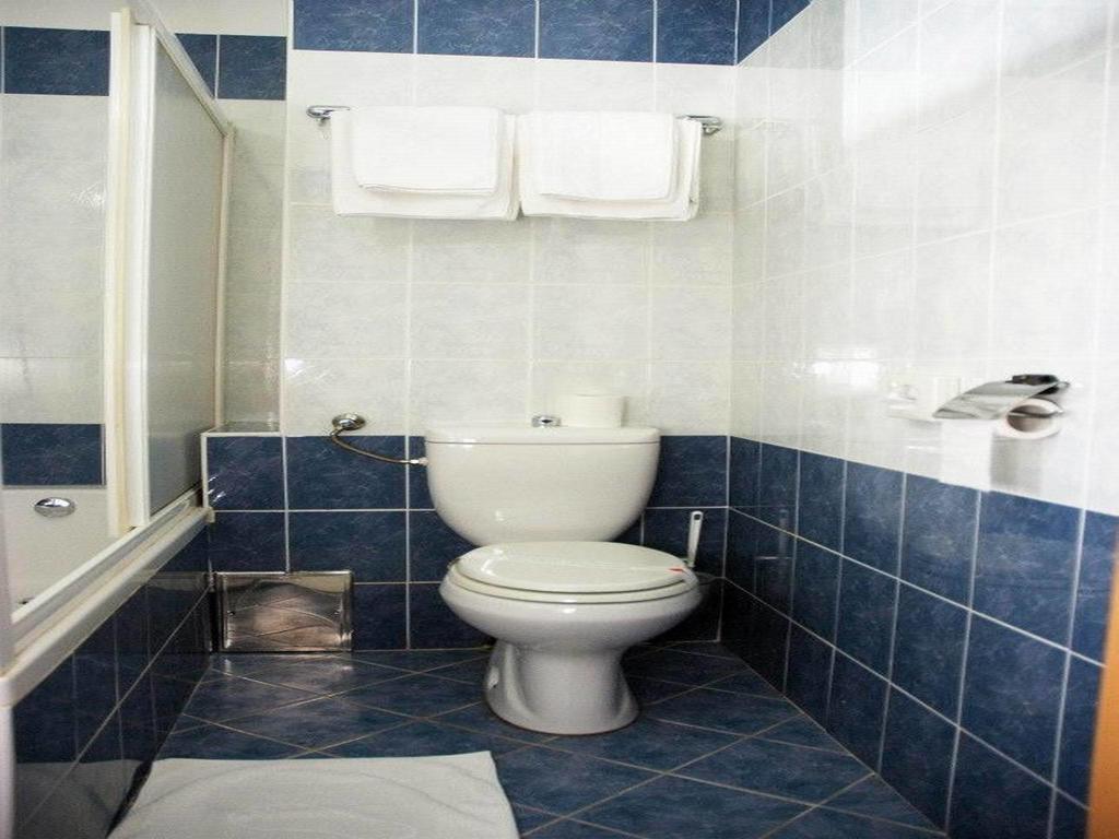 Hotel Cubic Laktaši Quarto foto